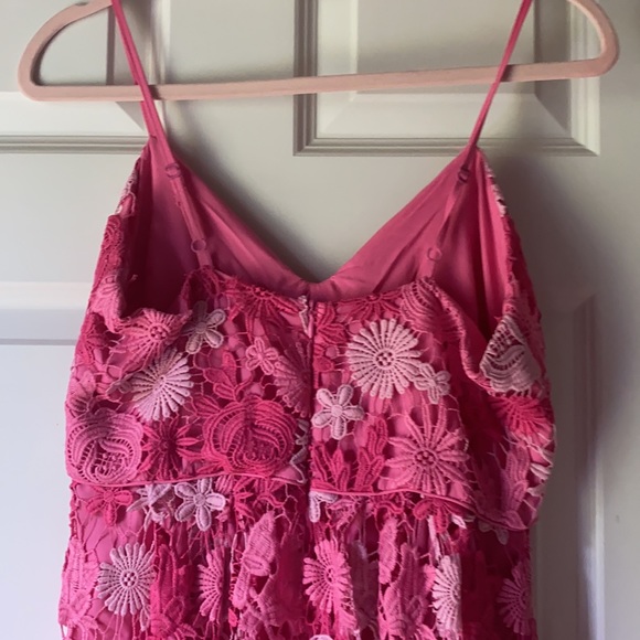 Lace dress - Picture 6 of 8